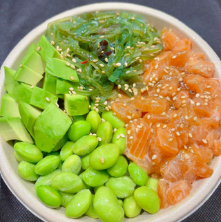 Poke Salmón