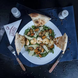 Insalata con gamberi