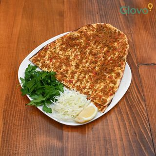 Lahmacun (pizza turcească)