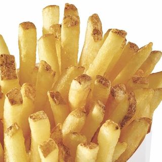 Porção grande de fritas