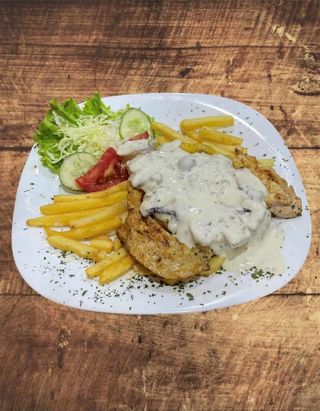 Pileći file Gorgonzola sos