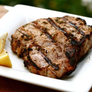 Meniu ceafă  de porc la grătar 