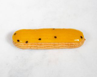 Еклер Маракуя