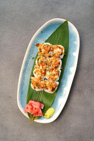 Salmon mix roll