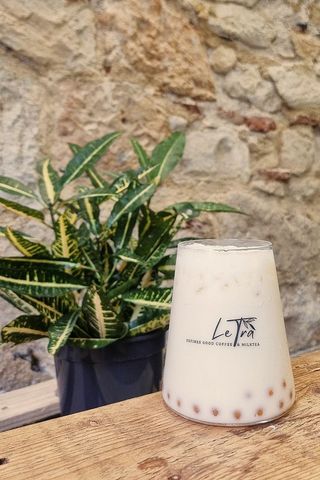 Jasmin Milktea