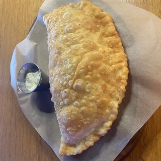 Чебурек  Бринза- зелень