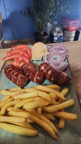 Austrijska ljuta kobasica