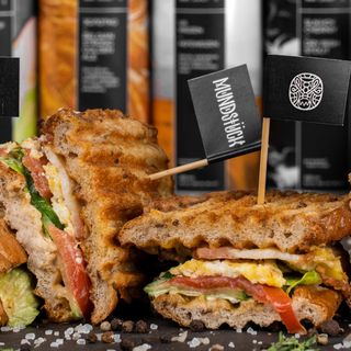 Сендвіч Фірмовий (350/100/30г)