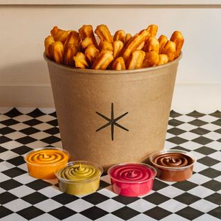 HALFPACK 25 CHURROS + 4 DIPS