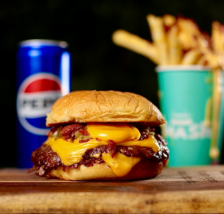 MENIU CLASIC DOUBLE BURGER