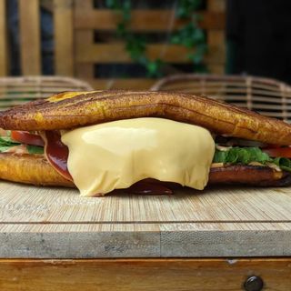 Banana Cheese Burger