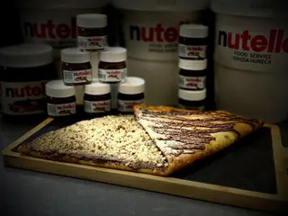 Clătită cu Nutella si nucă