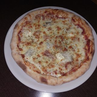 pizza 4 quesos (30 cm.)