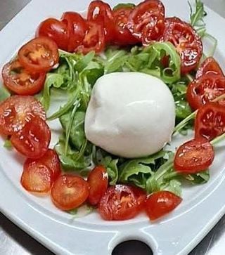 Caprese di burrata