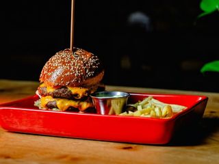 Дабл чізбургер (400/150/50g)