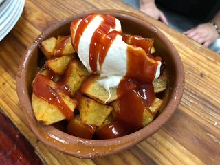 Patates Amb Salsa Brava