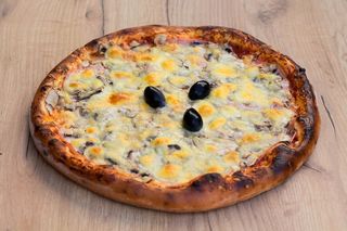 Pizza Prosciutto e funghi