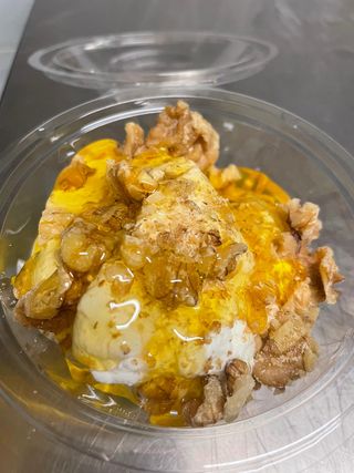 Yogurt al miele e noci