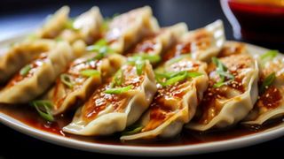 Gyozas De Pollo Y Verduras Salteadas (8 Uds.)