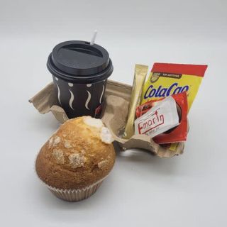 Café (200 ml.) + Magdalena Natural