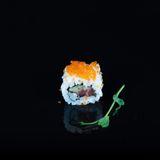 133. Uramaki Hot Atún (4 Pzs.)