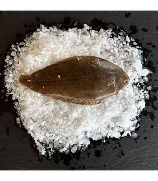 Lenguado salvaje de la  ria gallega  1 pz de 800graprox 