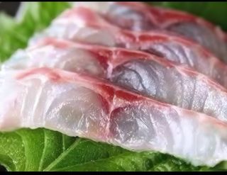 S19. Branzino sashimi - 8 pezzi