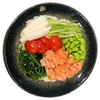 60. Poke Bowl Salmón