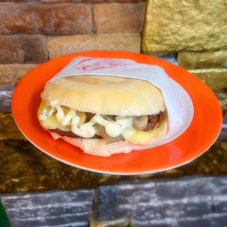 Hamburguesa Mark Márquez (Pan Redondo)