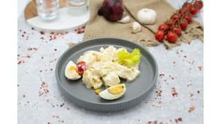 Salata de cartofi cu oua de prepelita 200g