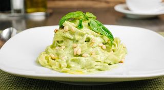 Тальятелле с маскрапоне и базиликом
