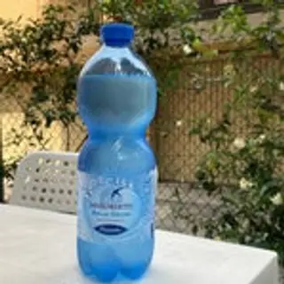 Acqua frizzante