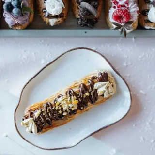 KETO EKLER PISTACJOWY