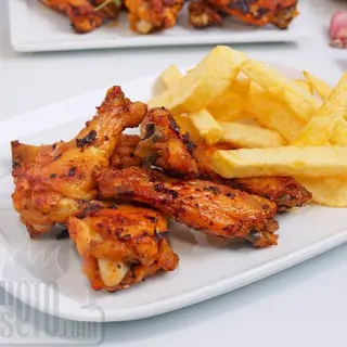 Plato De Alitas De Pollo (6 Udd.)