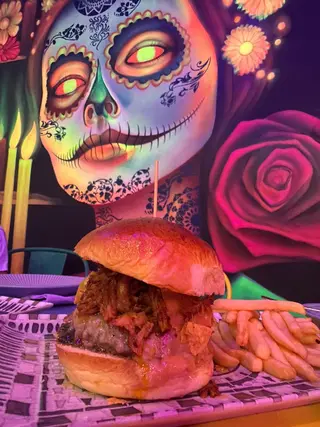 Hamburguesa La Patrona