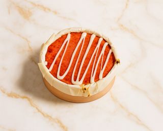 Pantera Rosa con Galleta Dinosaurio