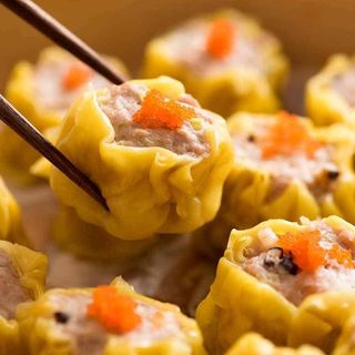 96. Shu Mai (4uds.) / Shu Mai (4pieces)