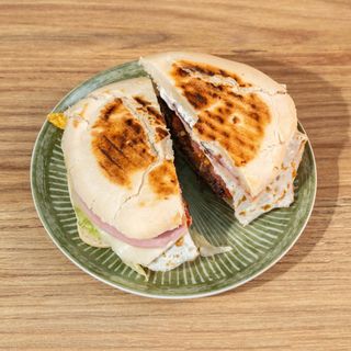 Hamburguesa Black Angus (200 G.)