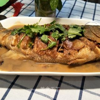 Branzino brasato 红烧海鲈鱼