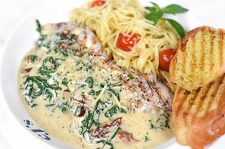 Tuscan Chicken Pasta