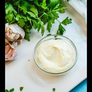 Maioneză cu usturoi