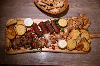 Platou Traditional (4 persoane) - D