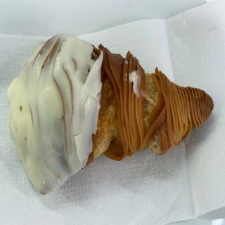 Sfogliatella con cioccolato bianco