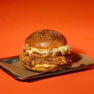 ტკბილი მდოგვის ბურგერი