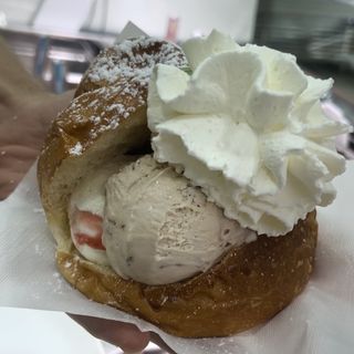 Brioche gelato