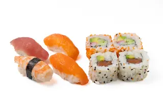 Moriwase cali más nigiri (8 pzas.)
