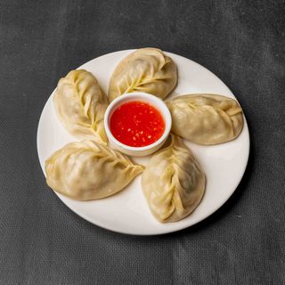 Манты с мясом и джусаем