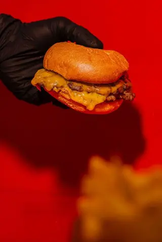 Cheese SB-smash burger