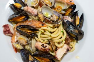 Pasta fresca ai frutti di mare