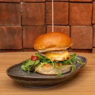 Burger z kurczakiem SV 330g